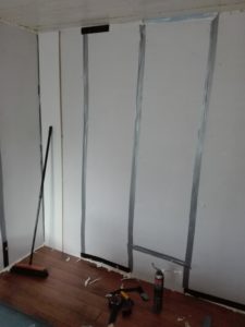 Insulating the walls of my wooden hut